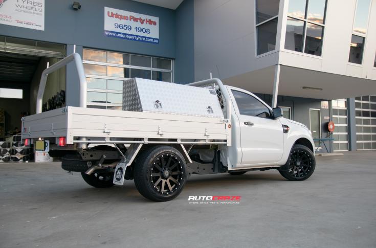 FORD RANGER HEIST SATIN BLACK